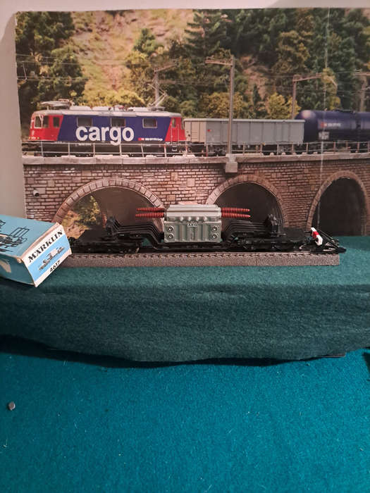 Marklin HO 4617 freight car with Transformer original box