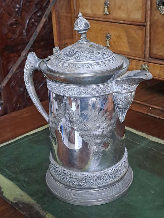 Meridian silver company massive decorated Victorian insulated water pitcher silver plate