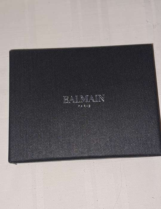 Balmain Paris Gift Set: Mirror Compact & Refillable Perfume Bottle