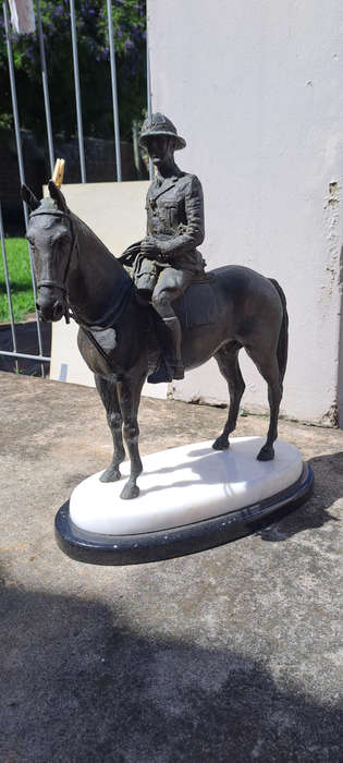 High quality bronze 28kg unknown rider  Buks Theron 1900'S