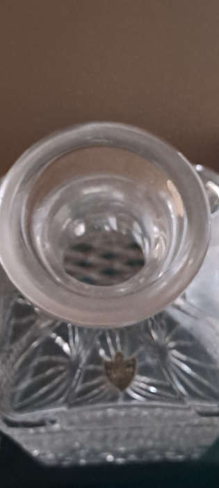 Stunning UNDAMAGED Watford crystal spirit decanter