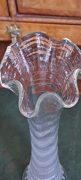 Imperial Glass swung ripple and ribbon vase beautiful