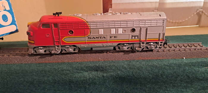 Markli HO 3060 Santa Fe Diesel locomotive in original box