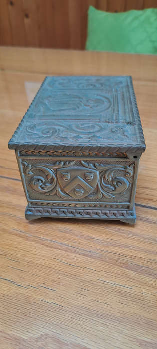 very rear Belgium Antique early 1900 Shakespeare brass casket