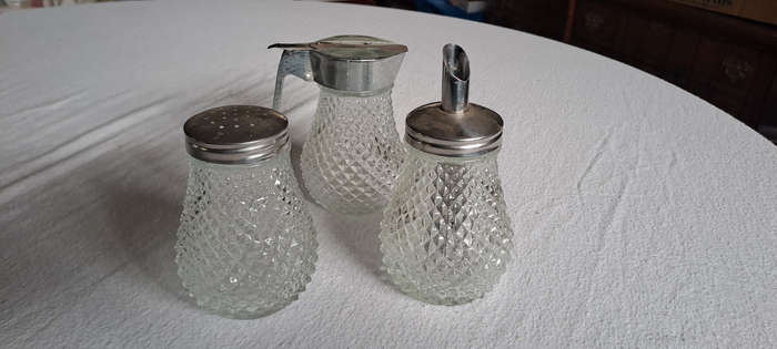 sugar, syrup and icing sugar vintage table set