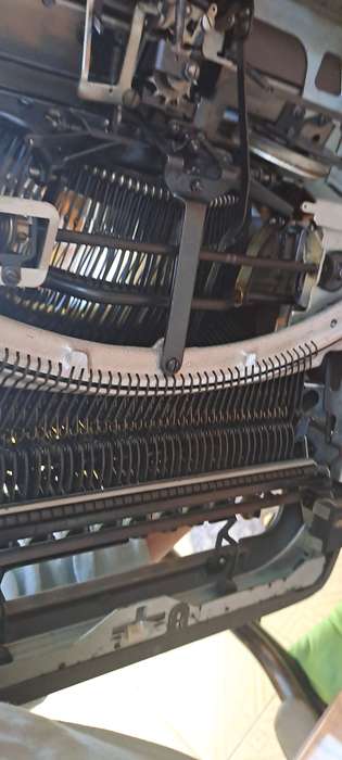 Nice condition Vintage Smith Corona silent typewriter 1950's working