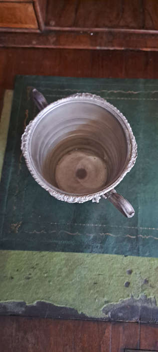 Van Riebeek plate EPNS ice bucket  B.M mounts