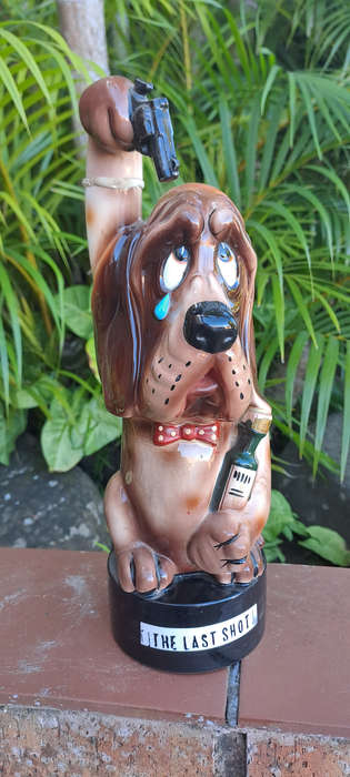 Vintage 1960/70 musical whiskey/ brandy decanter comical working complete