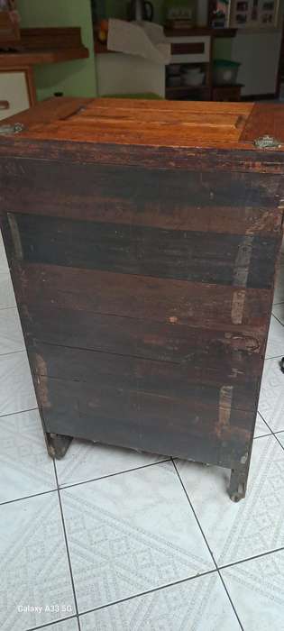 Antique Colonial Refrigerator/icebox/cooler "The Keyser Manufacturing co" oak excellent piece