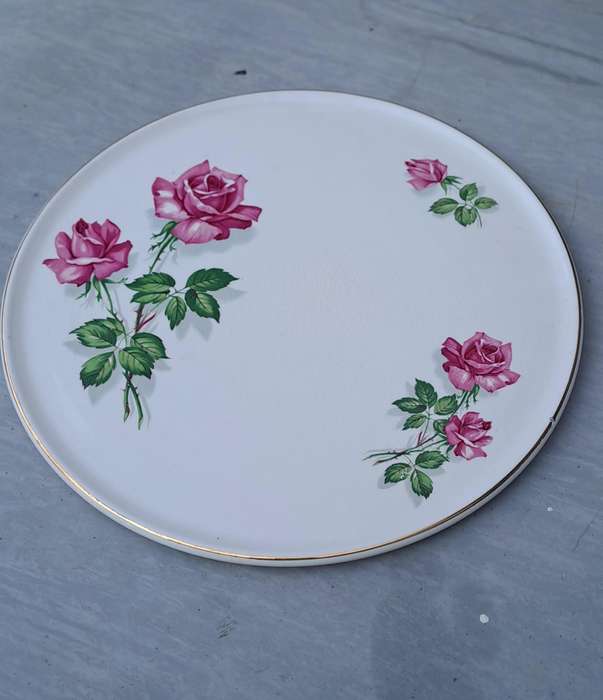Porcelain plate  ROYAL TUDOR WARE BARKER BROS LTD ENGLAND 28 cm
