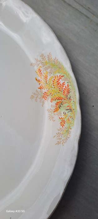 Grindley creampetal large deep oval platter 36x30xm 4cm tall