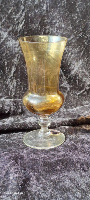 BALBOA VENETIAN hand made glass vase lovely, made in Italy