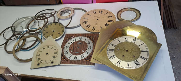 Lot of clock faces and bezel's