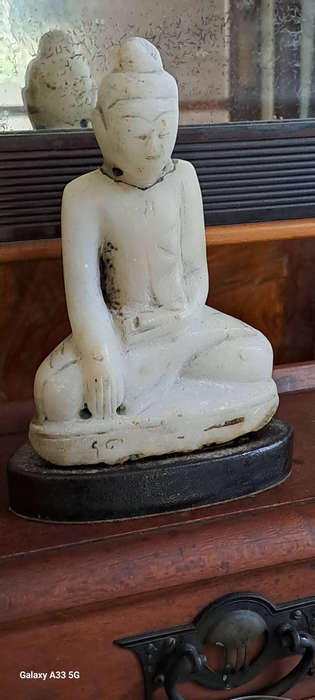 Burmese/mYANMAR EARLY 19TH CENTURY Alabaster Carved Shan Buddah Statue