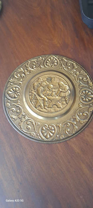 Antique Brass Peerage Gambling Elegant Decorative Plate