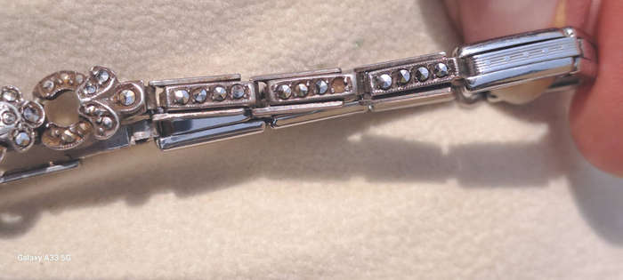 Stirling silver and marcasite vintage ladies watch stunning working keeping time 17 Jewels