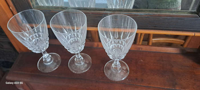 Cristal D'Arques Durand Pompadour crystal glasses