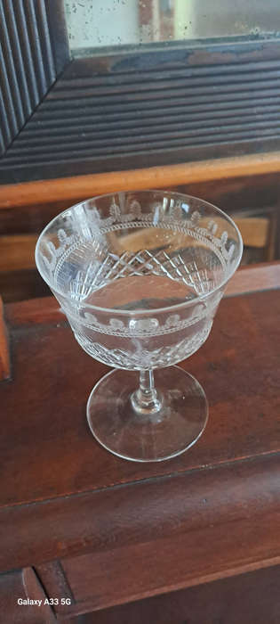 Pall Mall Lady Hamilton glass Victorian