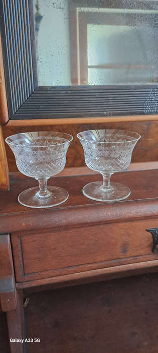 Pall Mall Lady Hamilton glass Victorian pair
