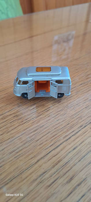 Lesney Matchbox No 34 Volkswagen Camper very nice condition