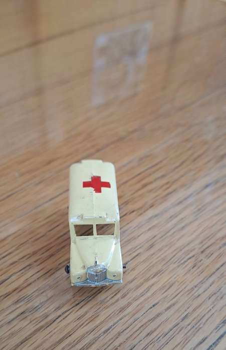 Lesney Matchbox No 14b Ambulance still nice