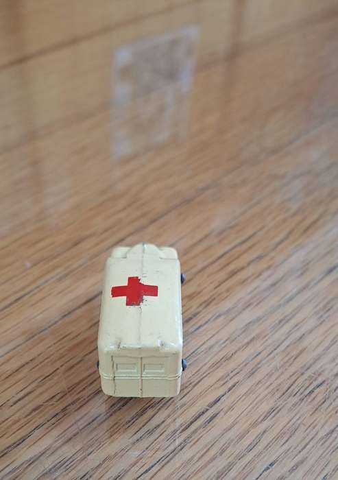 Lesney Matchbox No 14b Ambulance still nice