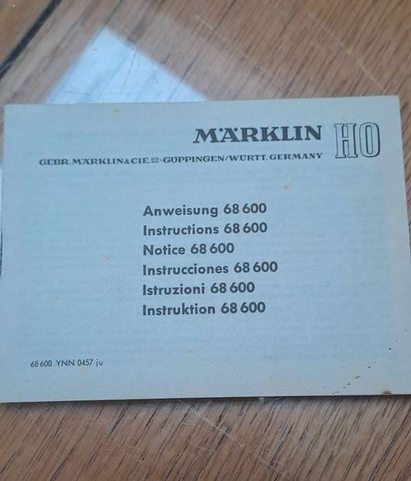 original Marklin HO instruction booklet Directions for connecting and operating 68 600 Electric Rail