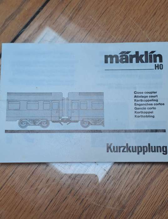 original Marklin HO instruction booklet close coupler