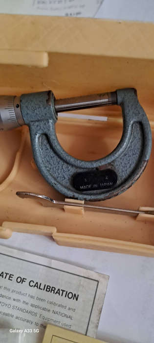Mitutoyo micrometer in original case with paper