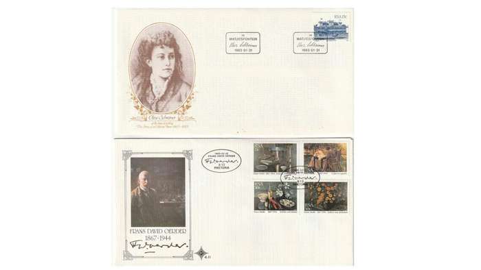 History Commemorative Cover 10 Off selection with informative insert sheets.