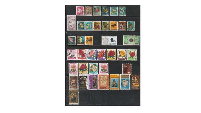 New Zealand 3 Page selection of used stamps