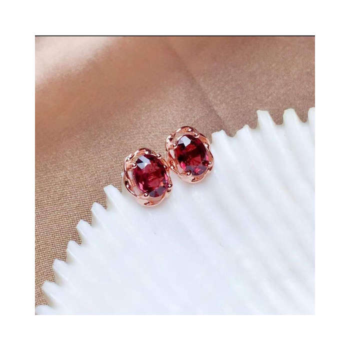 Red rose earrings