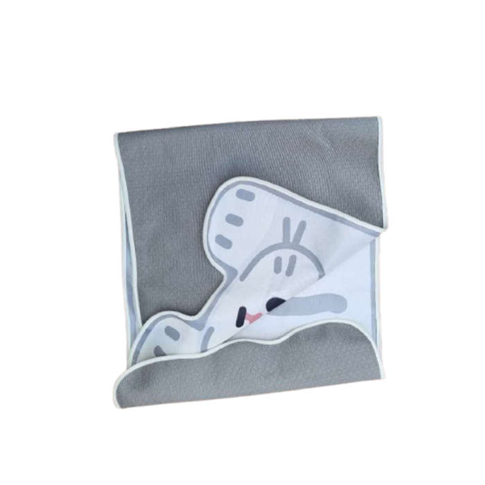 White cat pattern summer couch mat