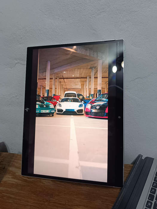 HP ELITEBOOK X2