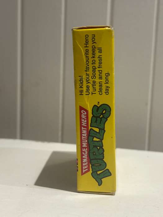 Original vintage 1990 TEENAGE MUTANTj NINJA TURTLES Donatello SOAP BAR