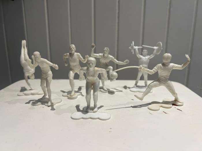 Genuine vintage 1964 Olympics Tokyo South African PEPSI Soda drinks promotional figures lot of 7