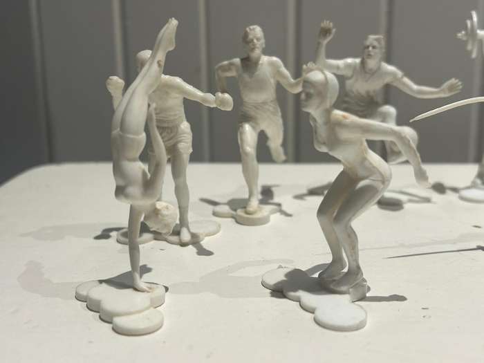 Genuine vintage 1964 Olympics Tokyo South African PEPSI Soda drinks promotional figures lot of 7