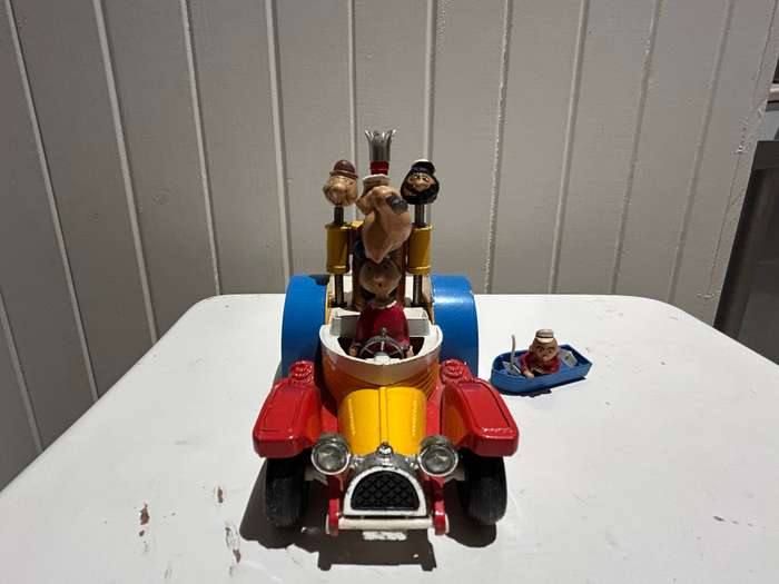 Corgi no 802 1967 POPEYE the sailor man PADDLE WAGON BOAT diecast by Corgi UK 100% original