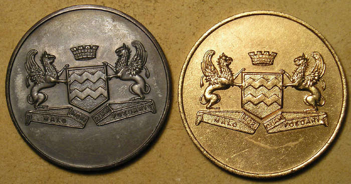 Oudtshoorn Centenary 1847-1947 Boxed Silver and Bronze Commemorative Medals