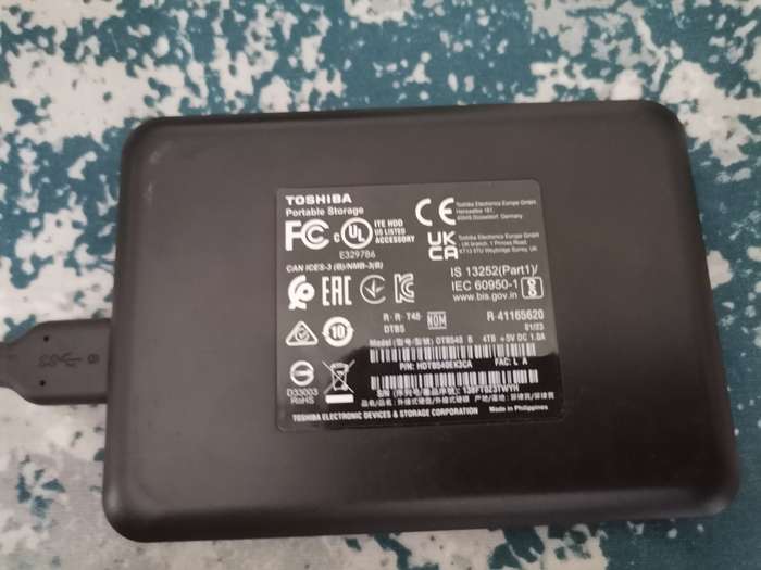Toshiba 4TB 2.5 Portable HDD Plug n Play
