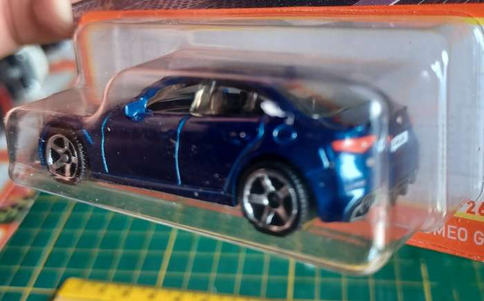 2021 Short Card ~ Matchbox 26/100 ~ 2016 Alfa Romeo Giulia