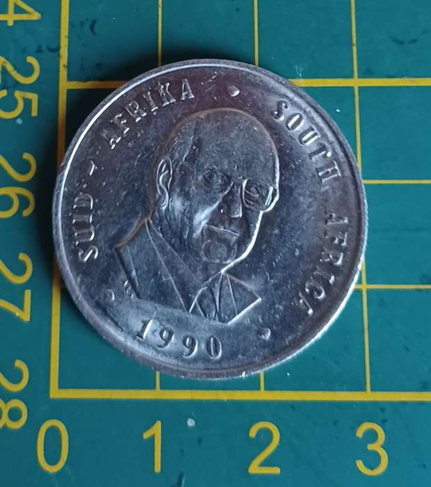 1990 ~ 1R coin ~ South Africa