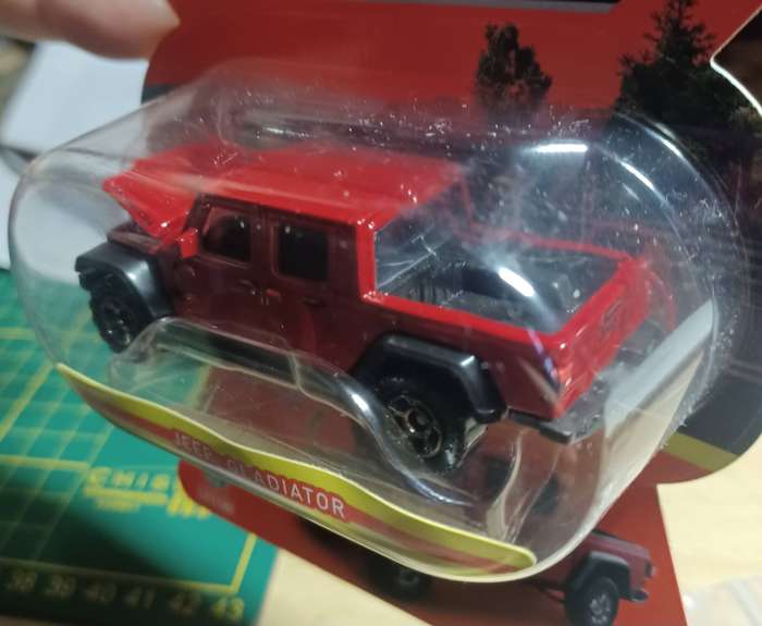 2023 Matchbox ~ Moving Parts ~ 10/54 Jeep Gladiator ~ Mint on card