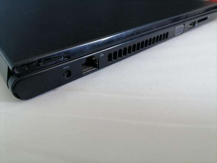 REFURBISHED i3 DELL VOSTRO 3558 4TH GEN, 8GB RAM, 1TB HDD, W10/OFFICE,CHARGER,BATTERY 100%