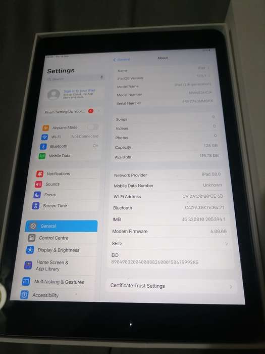 APPLE IPAD 10" A2198 7TH GEN.128GB, SIM/WIFI/BT, IN BOX WITH CHARGER*EXCELLENT CONDITION*