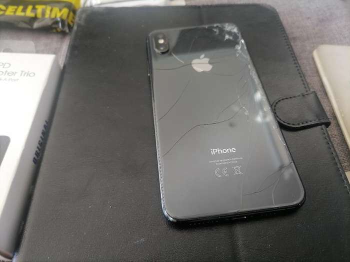 LOT OF APPLE PHONE, TABLET,NEW PHONE COVERS , ETC, ONE BID FOR THE LOT*