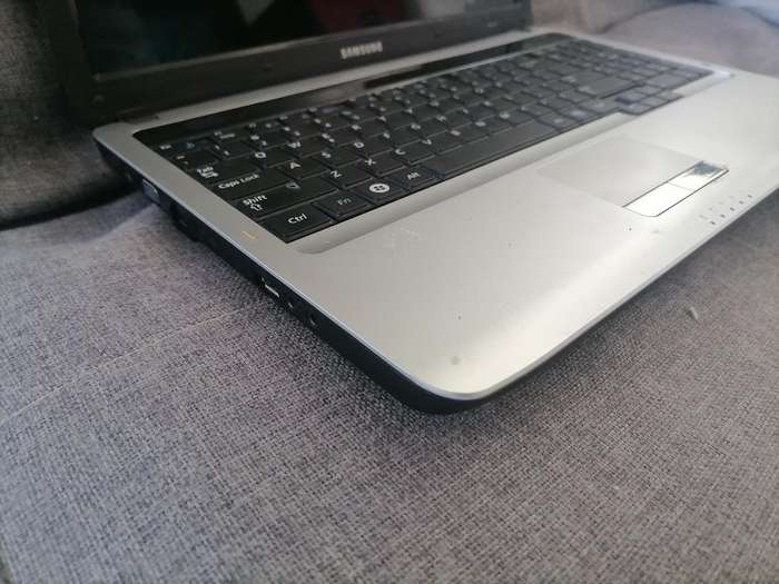 SAMSUNG RV510 LAPTOP, NO CHARGER, NOT TESTED SOLD AS IS*