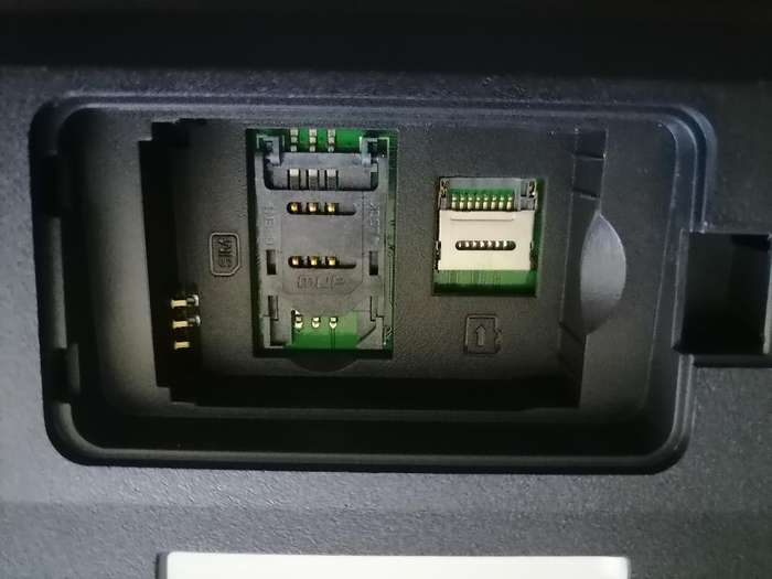 D-Link DWR-720/PW 4G FLLA Wi-Fi Phone