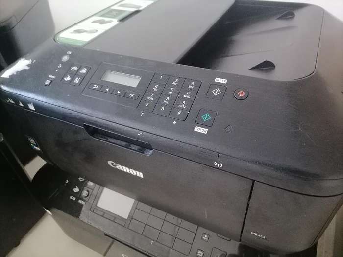 2 X CANON PRINTERS, ONE BID FOR BOTH*POWER ON ,INK INCL UNTESTED*