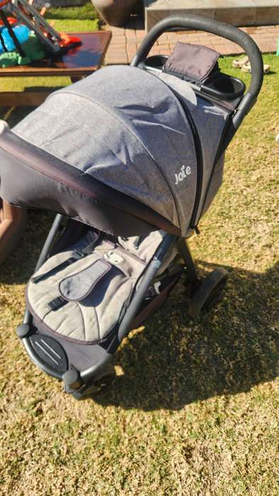 Joie litetrax 4 Stroller Pram Baby Seat Rain Cover Fair Condition